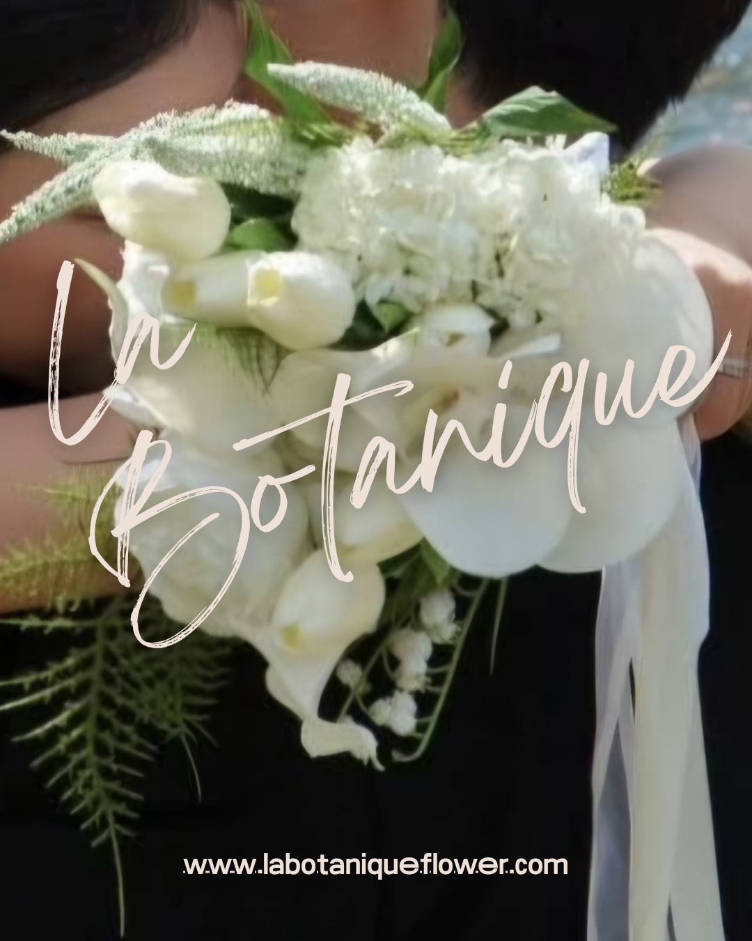 Pure Ivory – Classic White Silk Wedding Bouquet