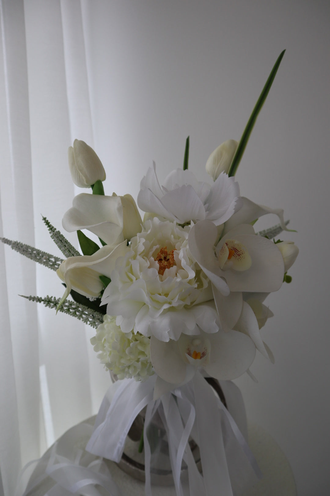 Modern Classic White Delight Silk Wedding Bouquet