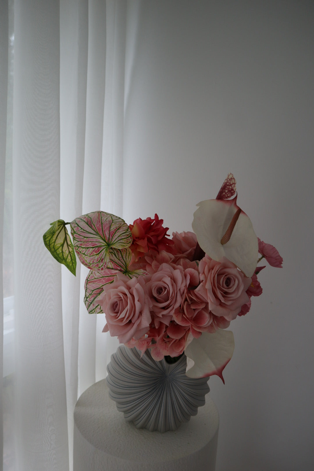 Sophisticated Mauve: Artfully Layered Silk Bridal Bouquet