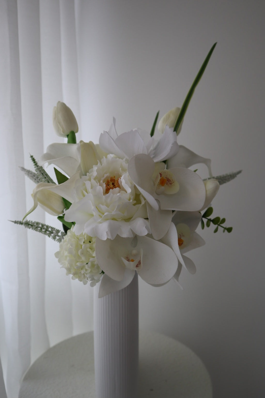 Modern Classic White Delight Silk Wedding Bouquet