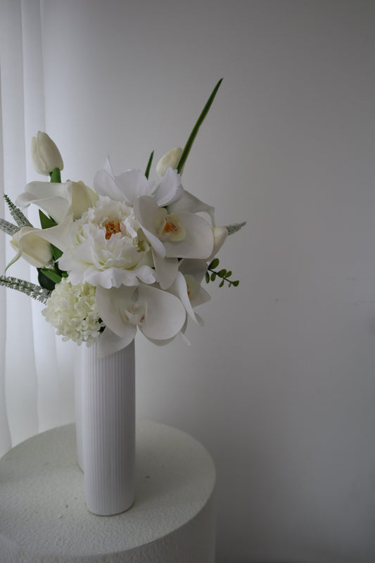 Modern Classic White Delight Silk Wedding Bouquet