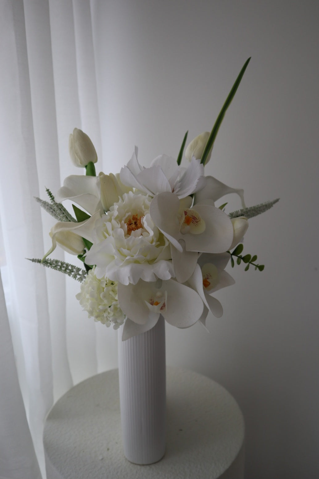Modern Classic White Delight Silk Wedding Bouquet